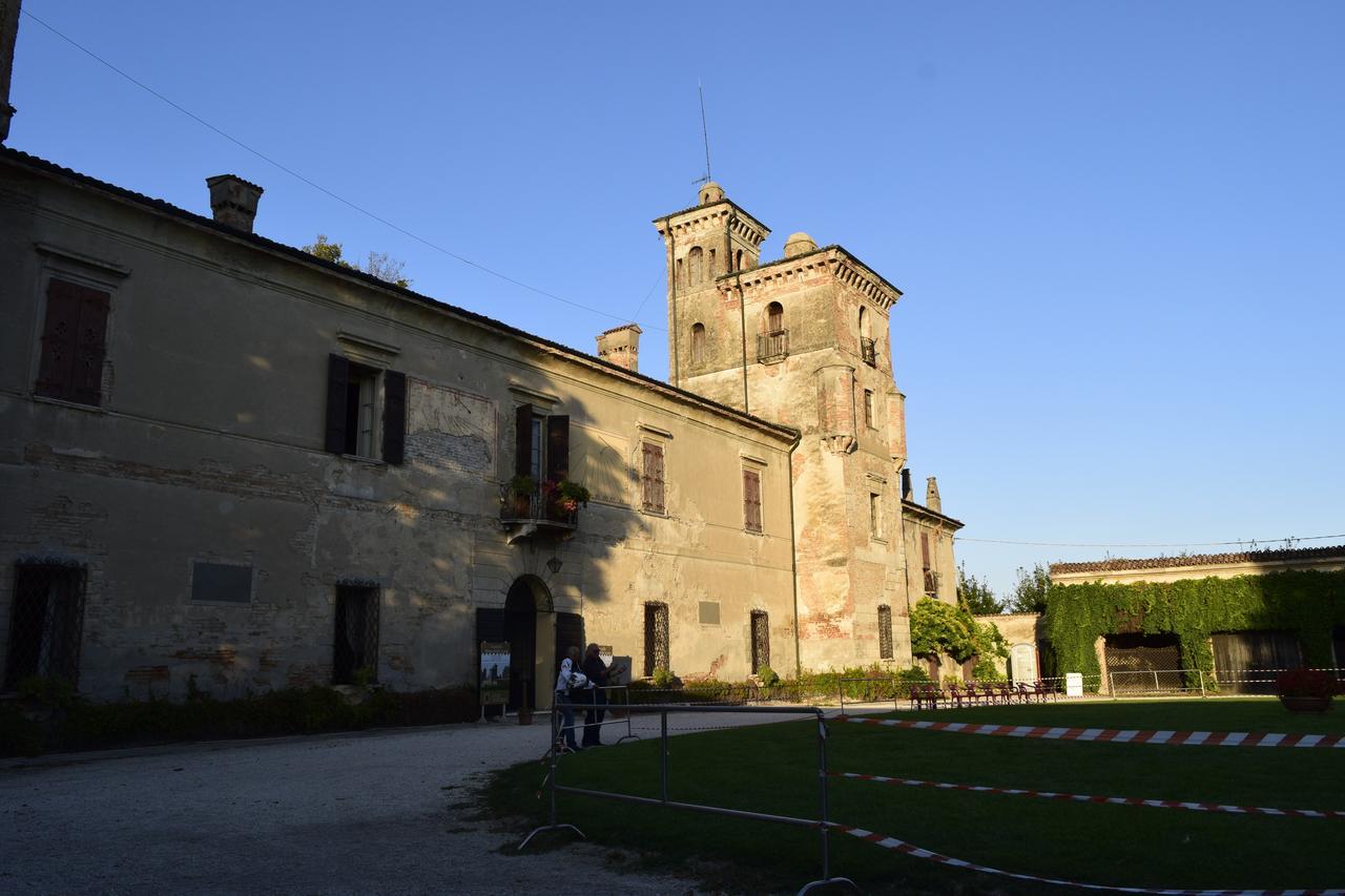 德拉斯卡拉米娜城堡旅舍 Casteldidone 外观 照片