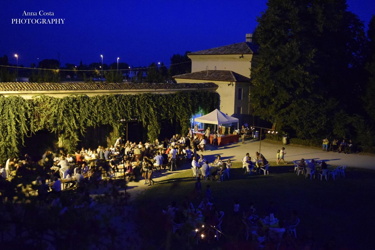 德拉斯卡拉米娜城堡旅舍 Casteldidone 外观 照片